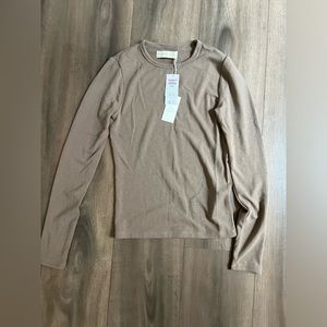 Abercrombie Long-Sleeve Cozy Cloud Knit Tuckable Crew Top Taupe Size XS